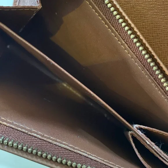 Louis Vuitton Monogram Canvas Porte - Monnaie Tresor Wallet - Picture 6 of 11